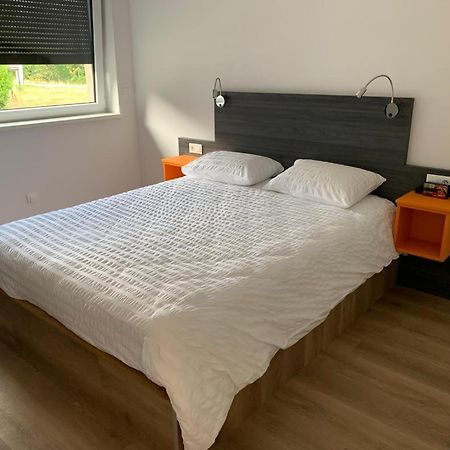 Gite L'Oree Du Chateau - Appartement Potiron Оршвилер Екстериор снимка